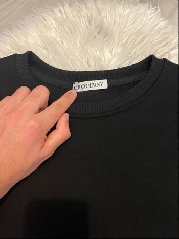 Pull Cp Company taille M neuf sans étiquette/ Prix négociable