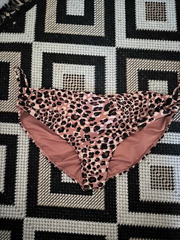 Bas de maillot de bain léopard taille xxxl 52 neuf