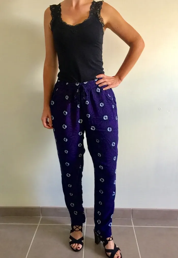 Pantalon fluide bleu marine