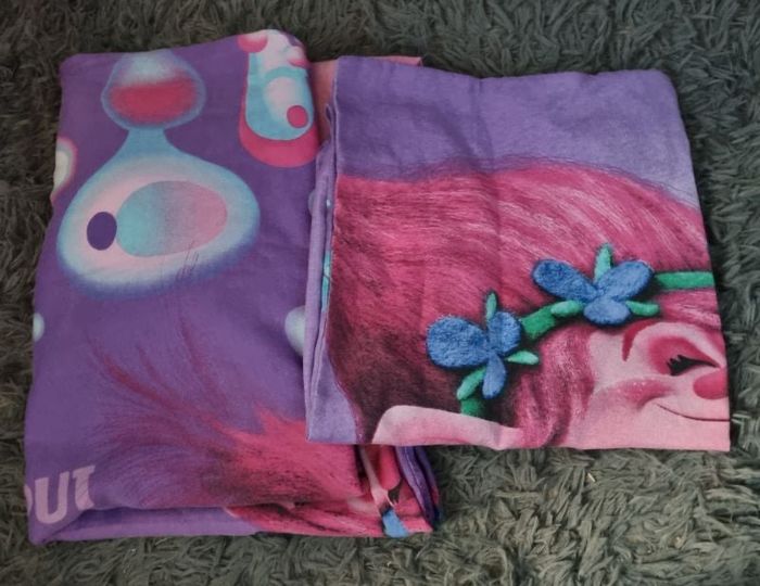 Housse de couette + taie d'oreiller Trolls