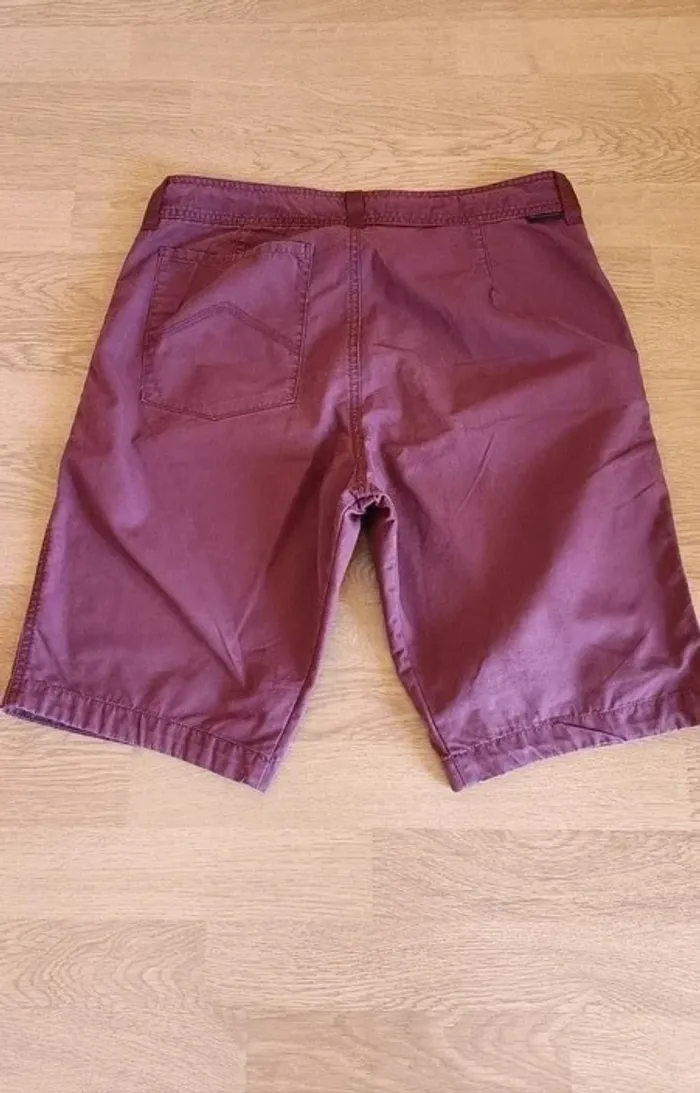 Bermuda / short - Taille 40 - photo numéro 2