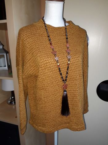 Pull.jaune moutarde neuf étiqueté maille nid d'abeilles