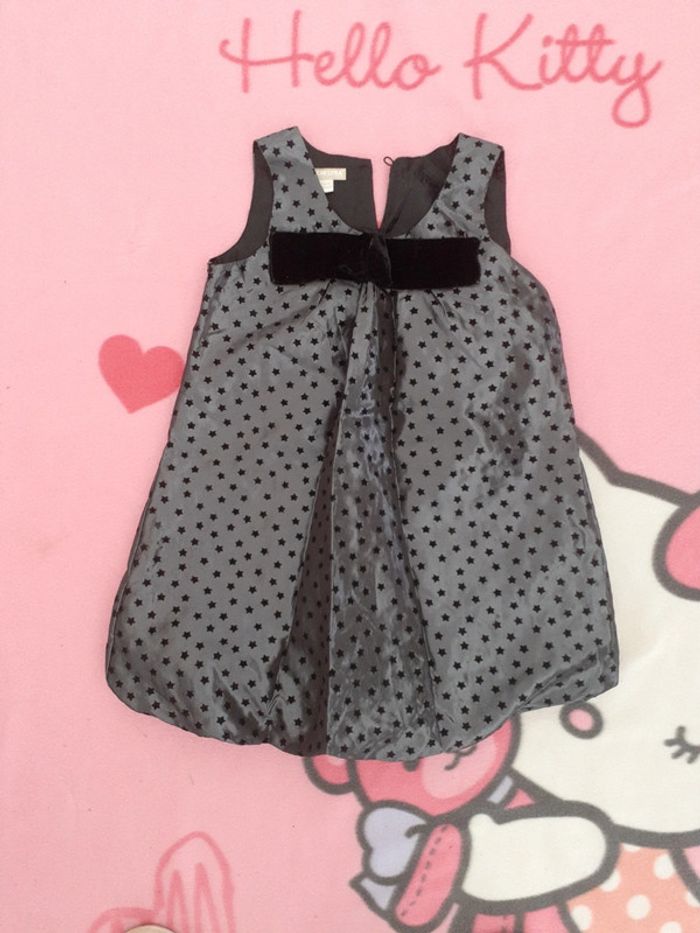 Robe t.6ans - photo numéro 1