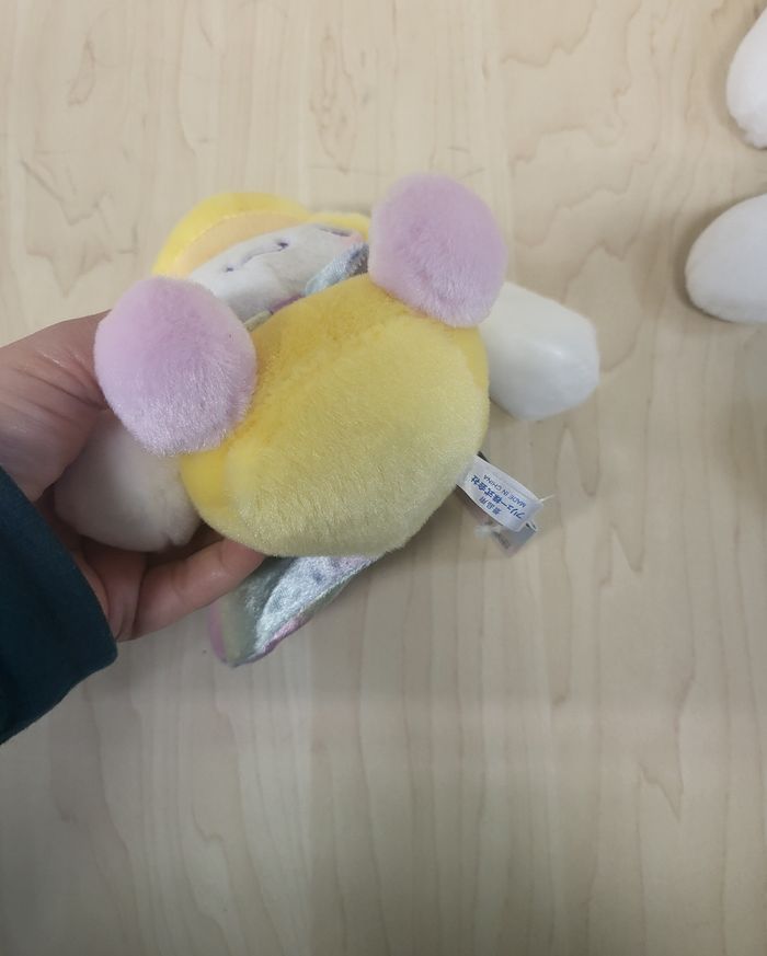 Petite peluche Sanrio Cinnamoroll  Licorne jaune - photo numéro 3