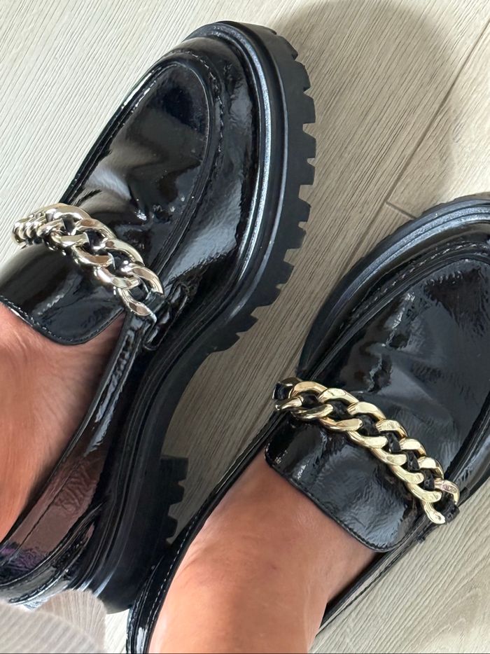 Mocassins vernies  noires Tamaris T38 - photo numéro 4
