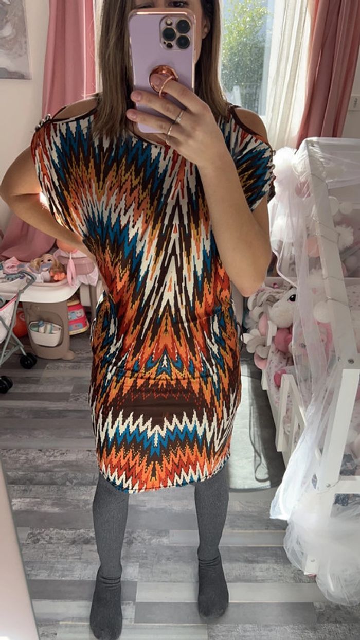 Robe légère neuve taille 38 - photo numéro 2