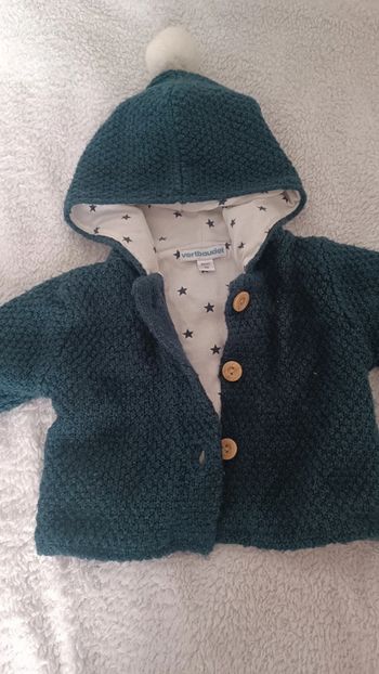 Manteaux/ gilets épais 1 mois