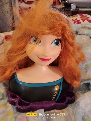 Tête a coiffer très bonne état