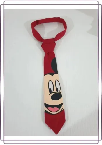 Cravate enfant motif mickey, bon état