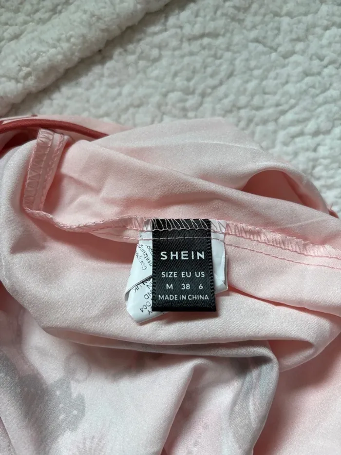 Robe dos nu SHEIN taille M - photo numéro 4