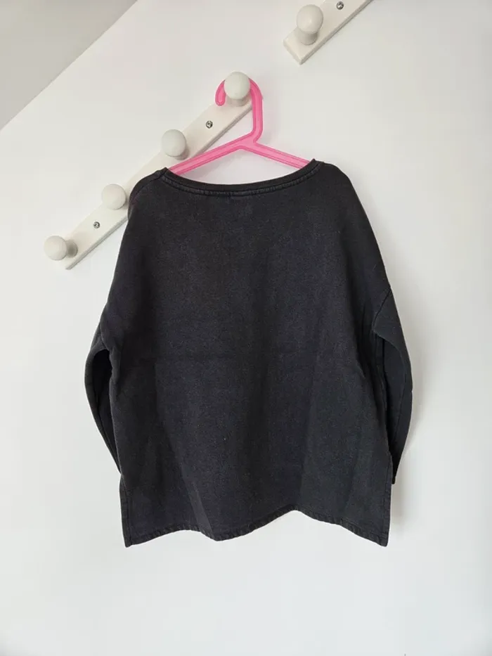 Beau sweat fille 11/12 ans - photo numéro 2
