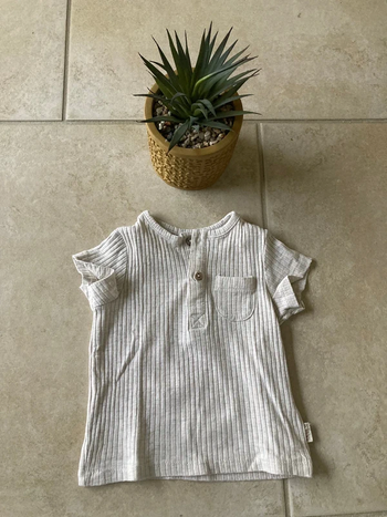 T-shirt garçon taille 6 mois