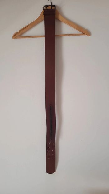 Magnifique ceinture marron en cuir véritable neuve jamais portée