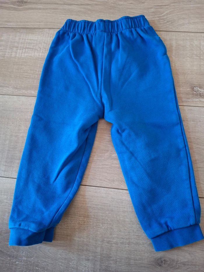 Pantalon puma 3/4 ans - photo numéro 2