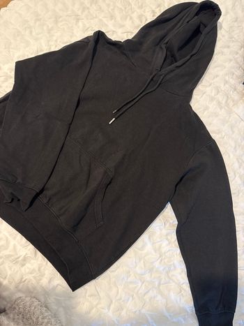 sweat à capuche noir