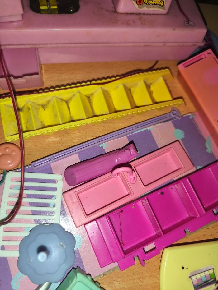 Lot Barbie meubles accessoires vintage pièces détachées machine à coudre mattel vintage - photo numéro 10