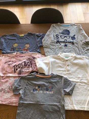 Lot 5 t-shirts 4 ans