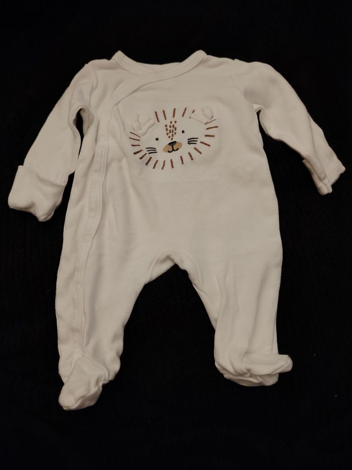 Pyjamas 1 mois