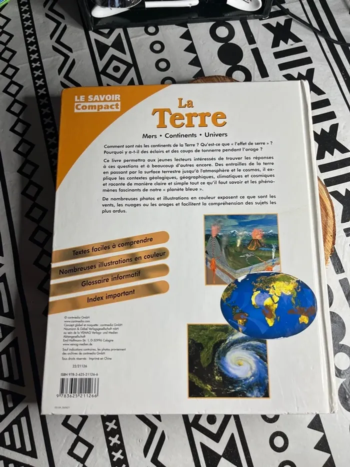 Livre La Terre - photo numéro 4