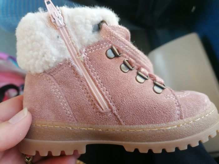 Boots bébé fille fourrées à col sherpa neuve - photo numéro 5