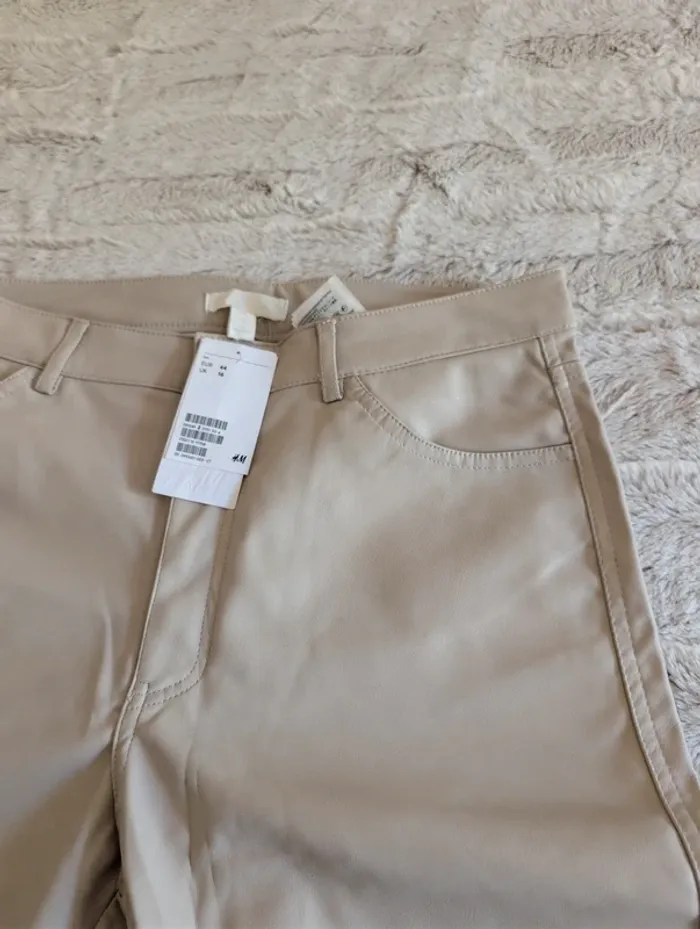 Pantalon droit. H&M . Taille 44 neuf - photo numéro 3