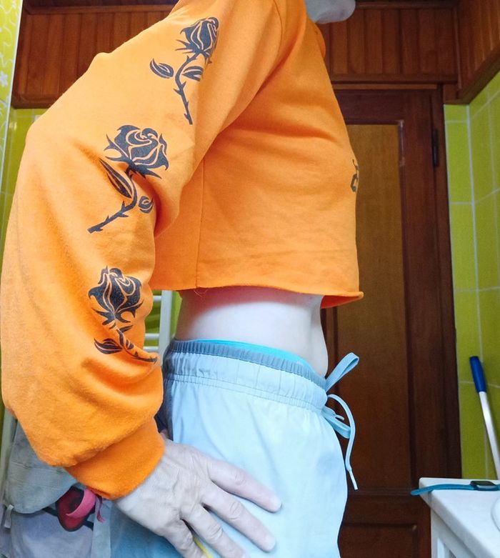Sweat femme court orange fluo - photo numéro 4