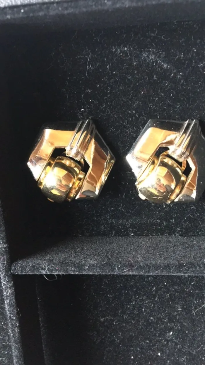 Boucle d’oreille clip vintage