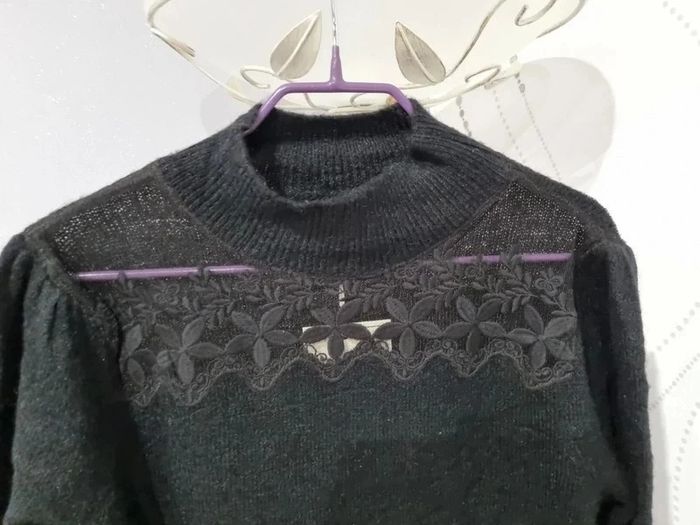 Robe pull avec détail en dentelle col et manche Taille unique - photo numéro 11