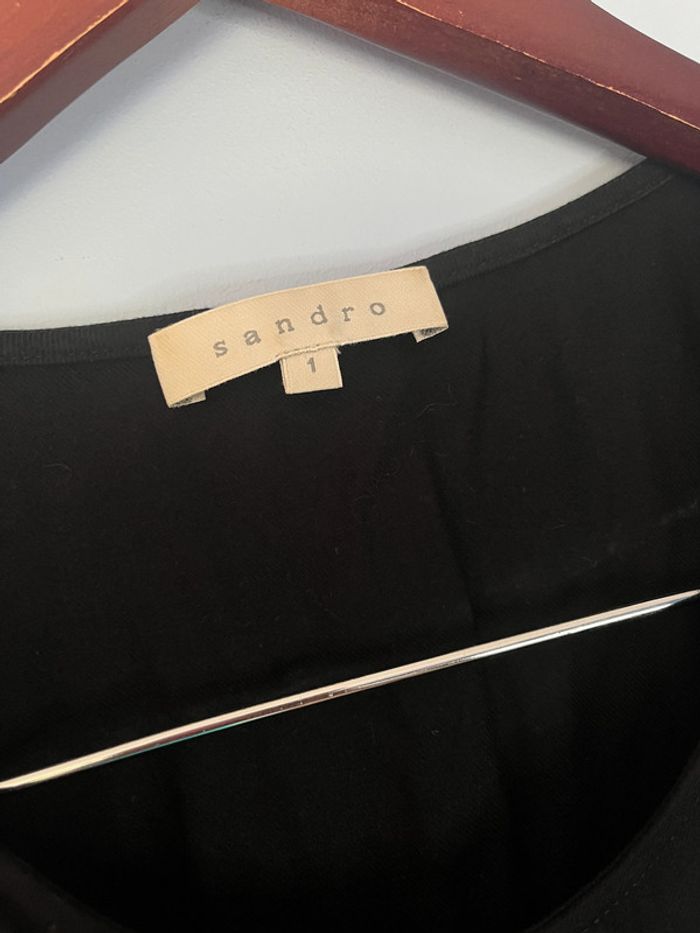 Robe sans manches noire Sandro taille 1 – Ceinture & épaules décorées - photo numéro 3