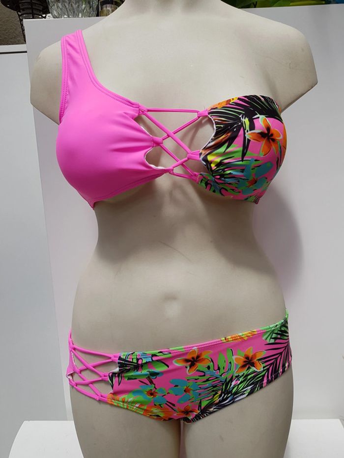 Maillot De Bain Rose Fluo Imprimé Fleurs Tropicales Multicolore - photo numéro 3