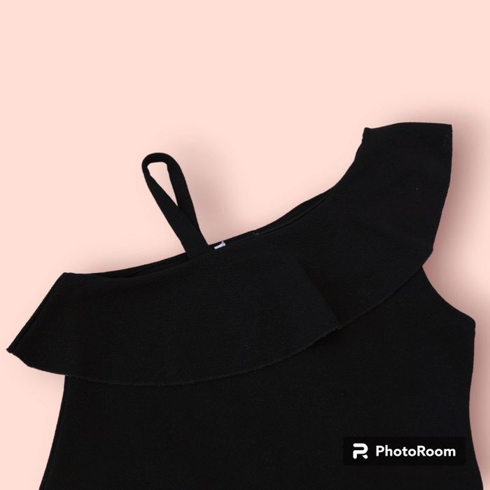 Lot de deux magnifiques robes noires taille 8 ans - photo numéro 3