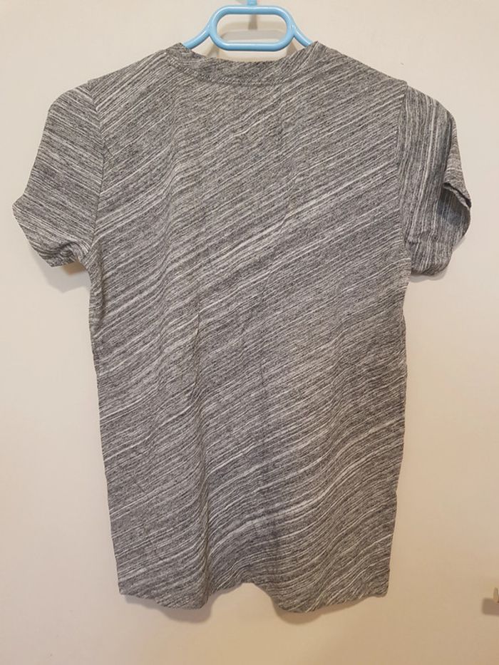 T-shirt Hollister - photo numéro 4