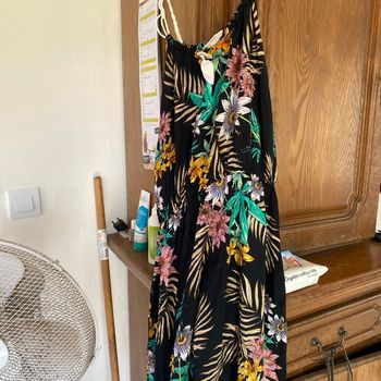 Robe à bretelles