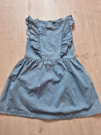 Robe volants