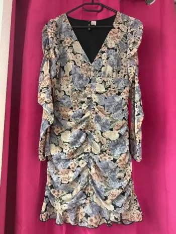 Robe à fleurs couleurs pastel H&M taille 36