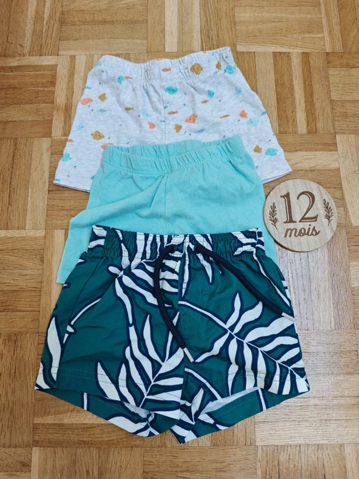 Lot 3 shorts 12 mois