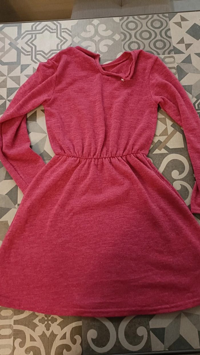 Robe neuve framboise - photo numéro 6