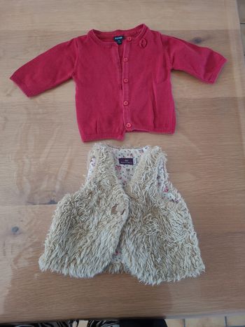 Lot 2 gilets 3 mois