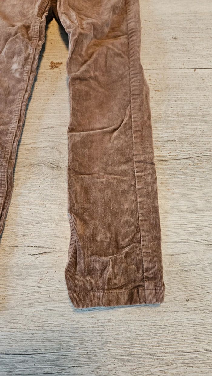 Pantalon en velour cotelé kamel, ajustable à la taille, 3 Suisses Collection, 10 ans, jamais mis - photo numéro 4