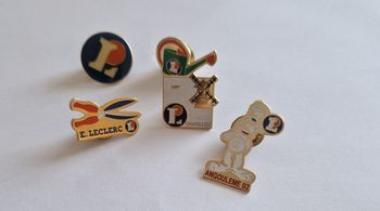Lot de 5 Pin's Vintage Enseigne E.Leclerc Angoulême 92 Viry-Châtillon