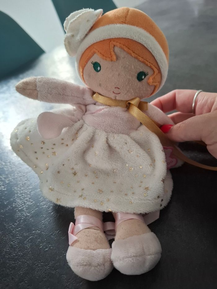 Poupée doudou ballerine Kaloo rose et dorée - photo numéro 1