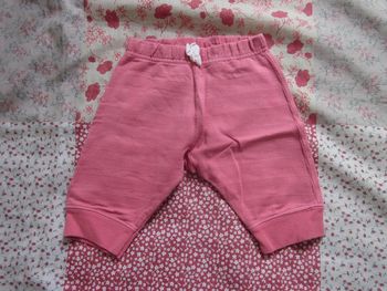 Pantalon jogging rose 3 mois