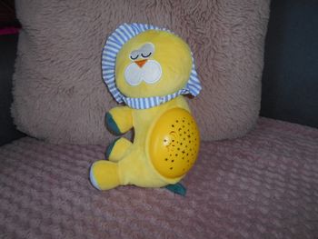 Peluche veilleuse lumineuse et musicale