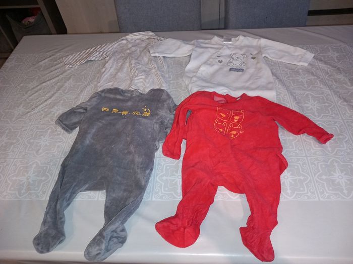 Lots pyjama 9 mois