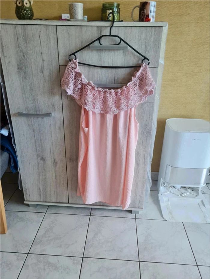 Long Tee-shirt dentelle