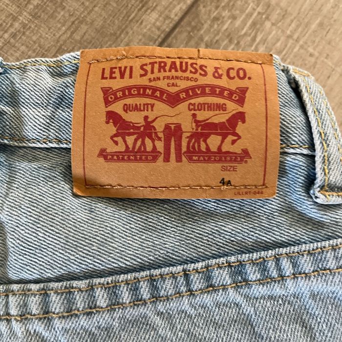 Short Levis - photo numéro 3
