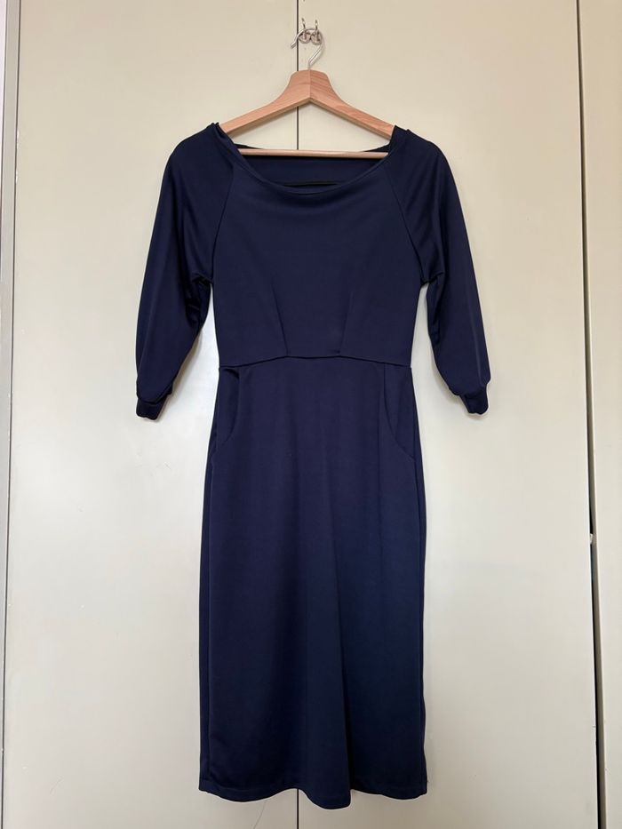 Robe bleue marine - élégante et confortable
