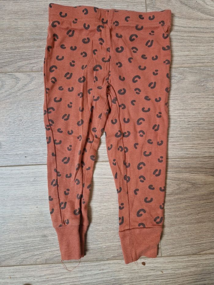 Lot 70 habits 24 mois - photo numéro 6