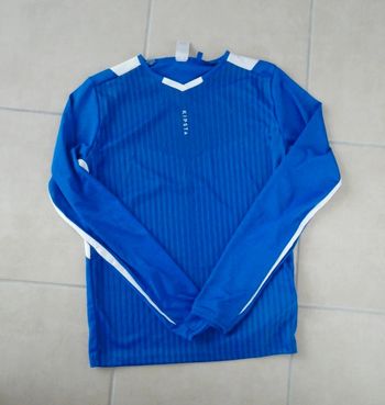 Haut de sport taille 14-15 ans