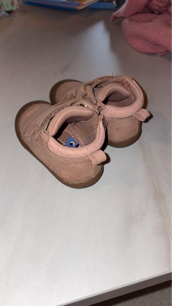 Chaussures taille 19
